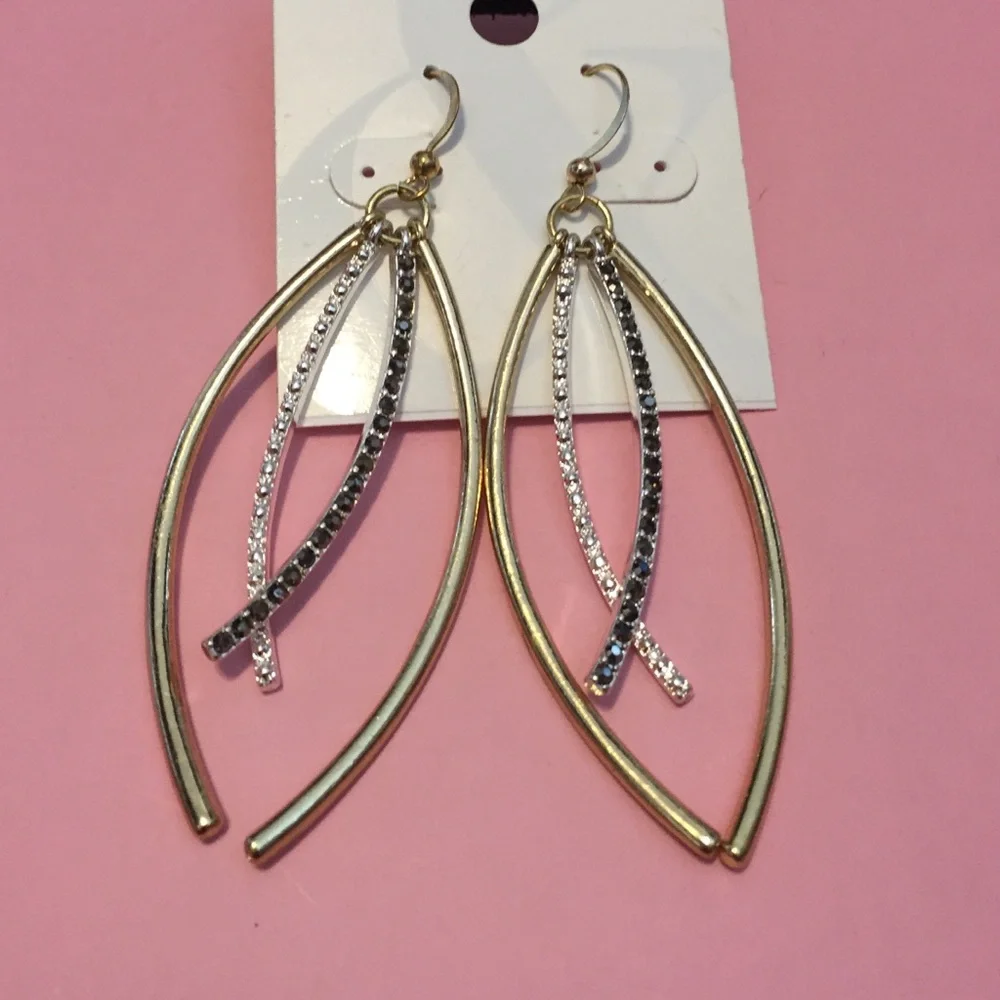 NEW Fashion Earrings